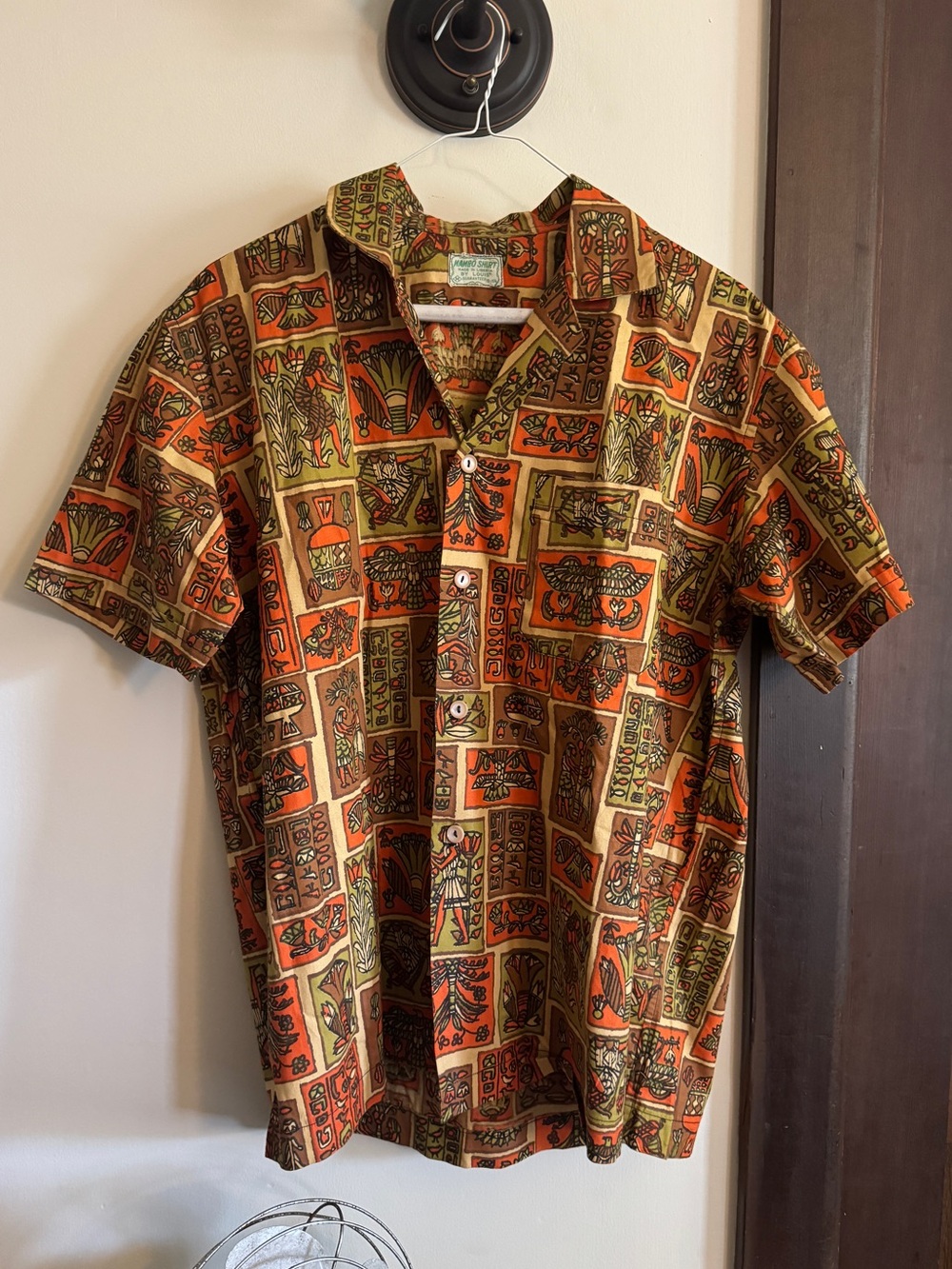 1950s Aloha / Hawaiian shirt Egyptian motifs size M/L